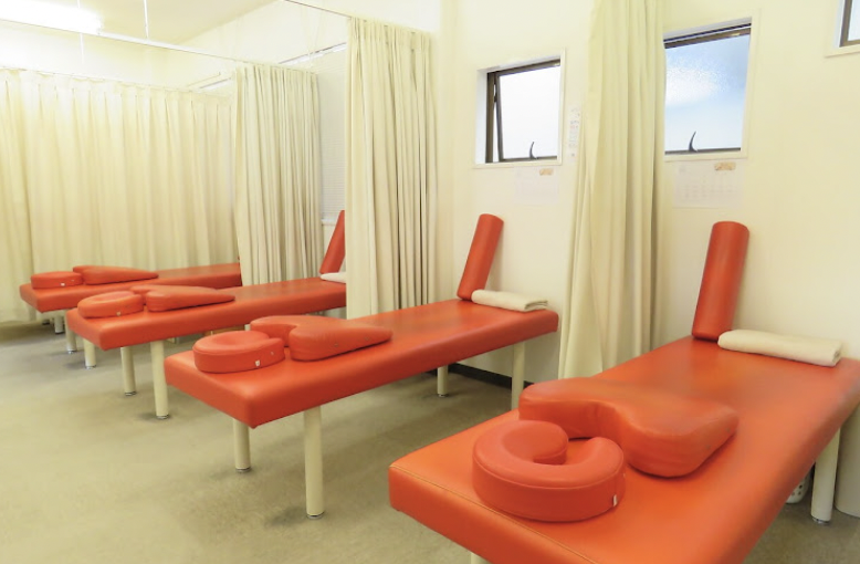 今治　腰痛　整骨院｜ノビアス今治整体院