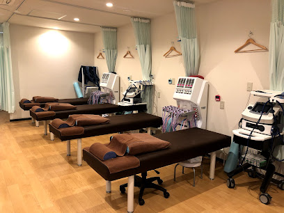 前橋市 骨盤矯正｜はとり接骨院