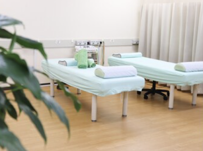 茨木 股関節痛｜はるかぜ整体院